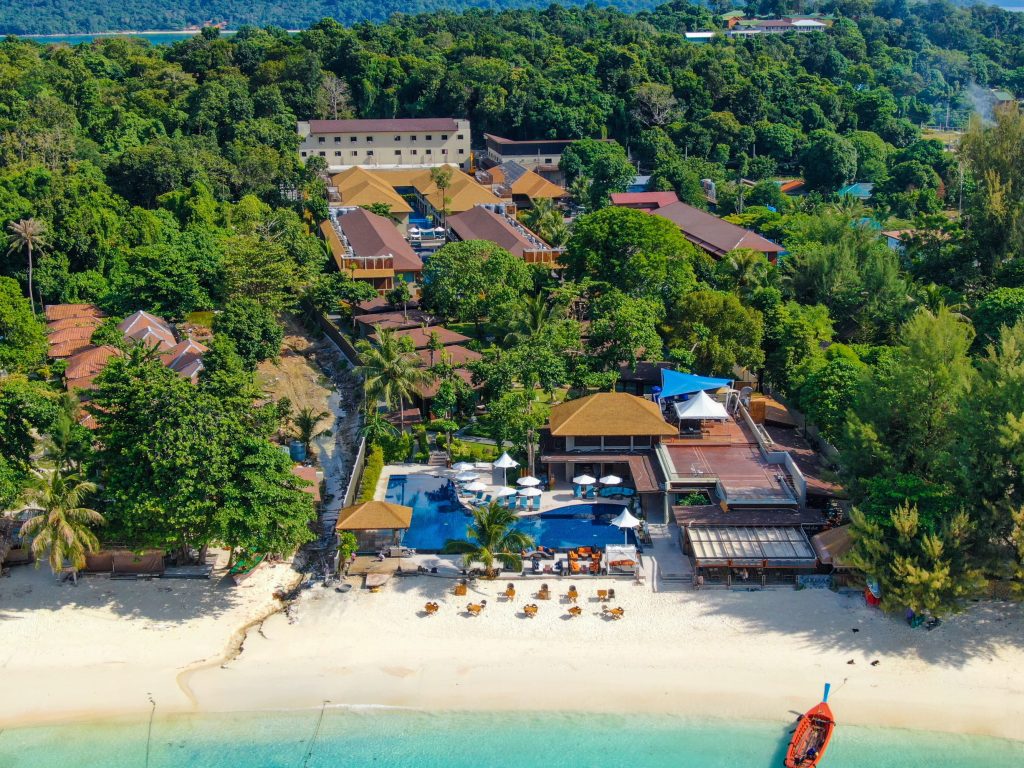 Akira Lipe is a famous accommodation on Koh Lipe.