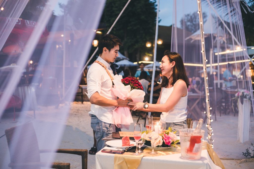 Beach wedding at Akira Lipe