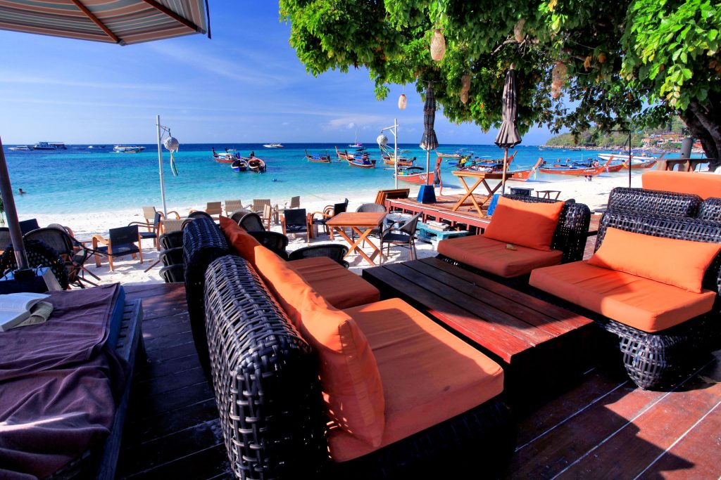 อาคีรา หลีเป๊ (Akira Lipe) โรงแรมหรูติดหาดพัทยา โรงแรมระดับ 5 ดาว บนเกาะหลีเป๊ะ
