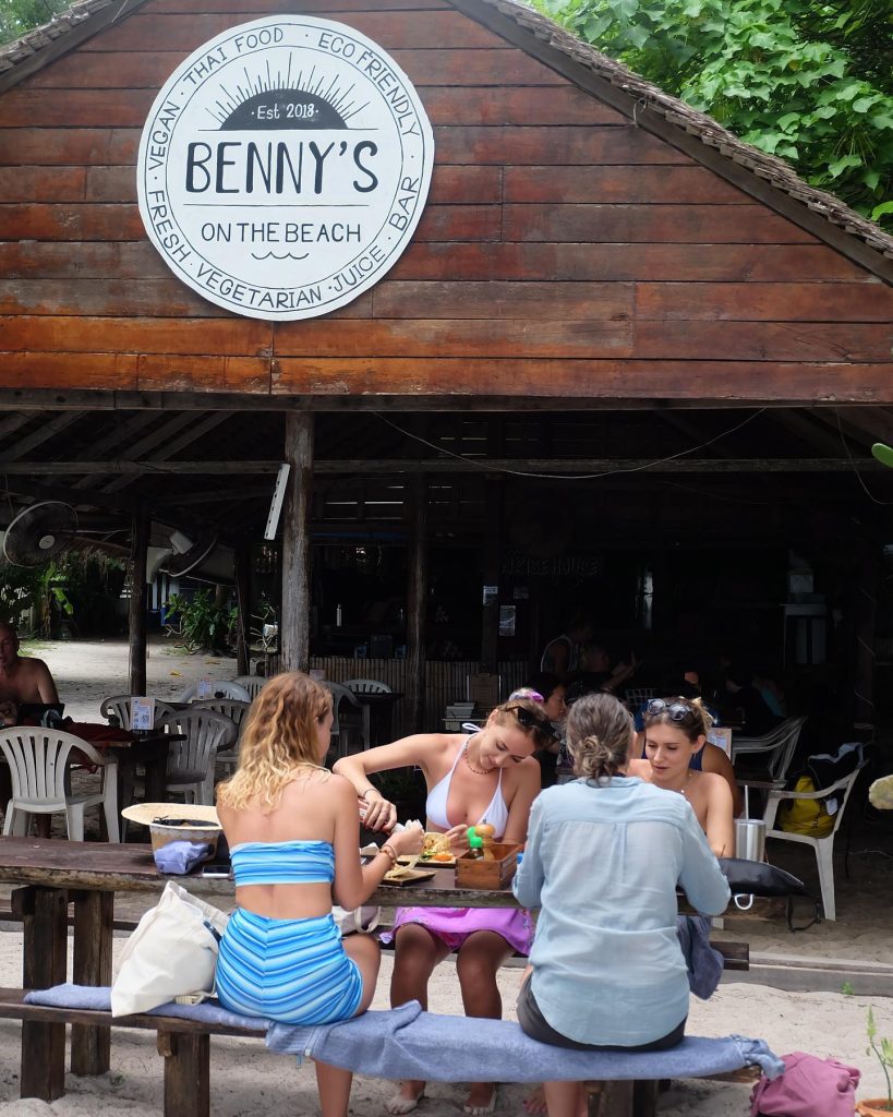 Benny’s On The Beach