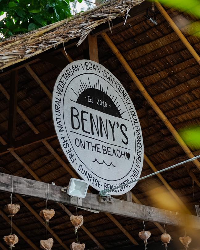 Benny’s On The Beach