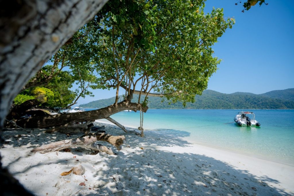เกาะราวี (Koh Ravi)