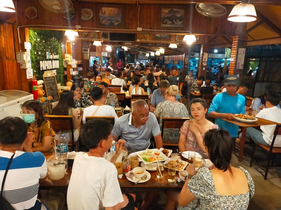 Papaya Mom Restaurant