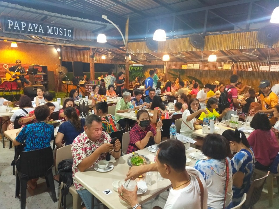 Papaya Mom Restaurant