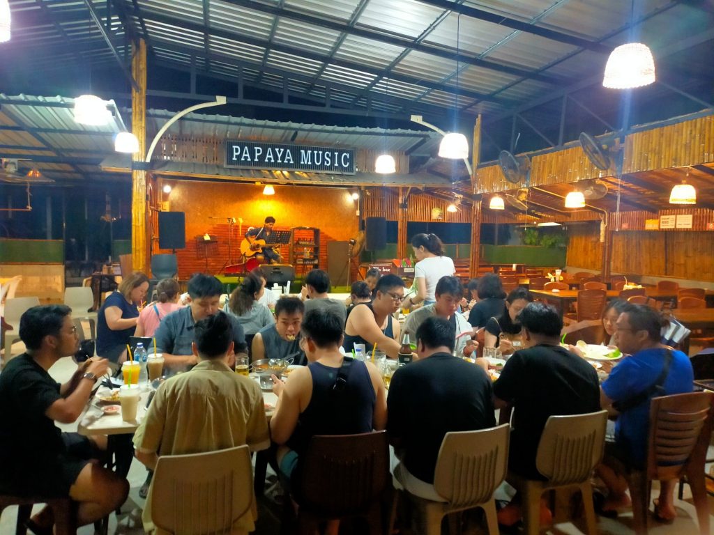 Papaya Mom Restaurant